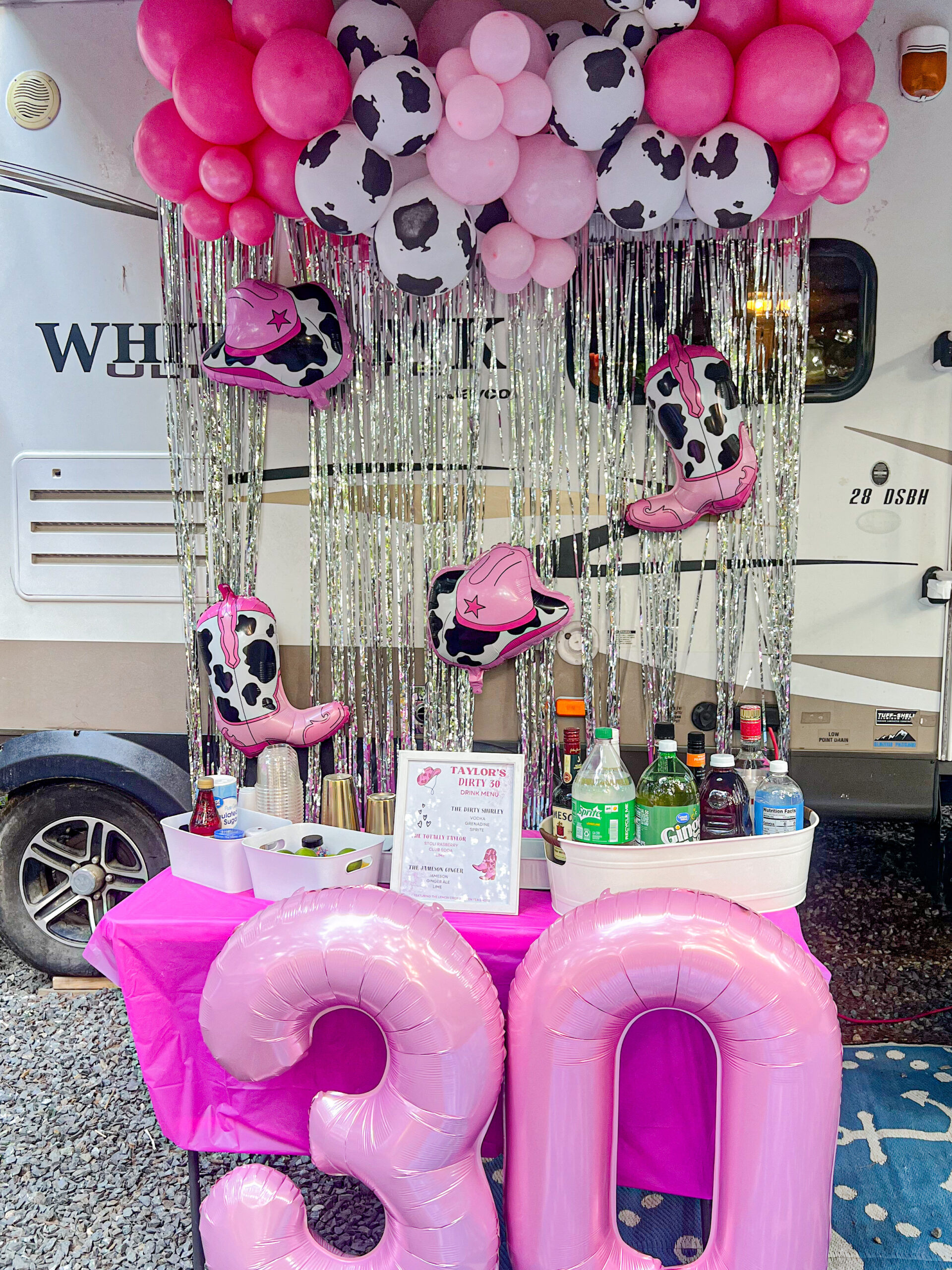 5ft Balloons, Number Balloons, Specialty Balloons, Fringe