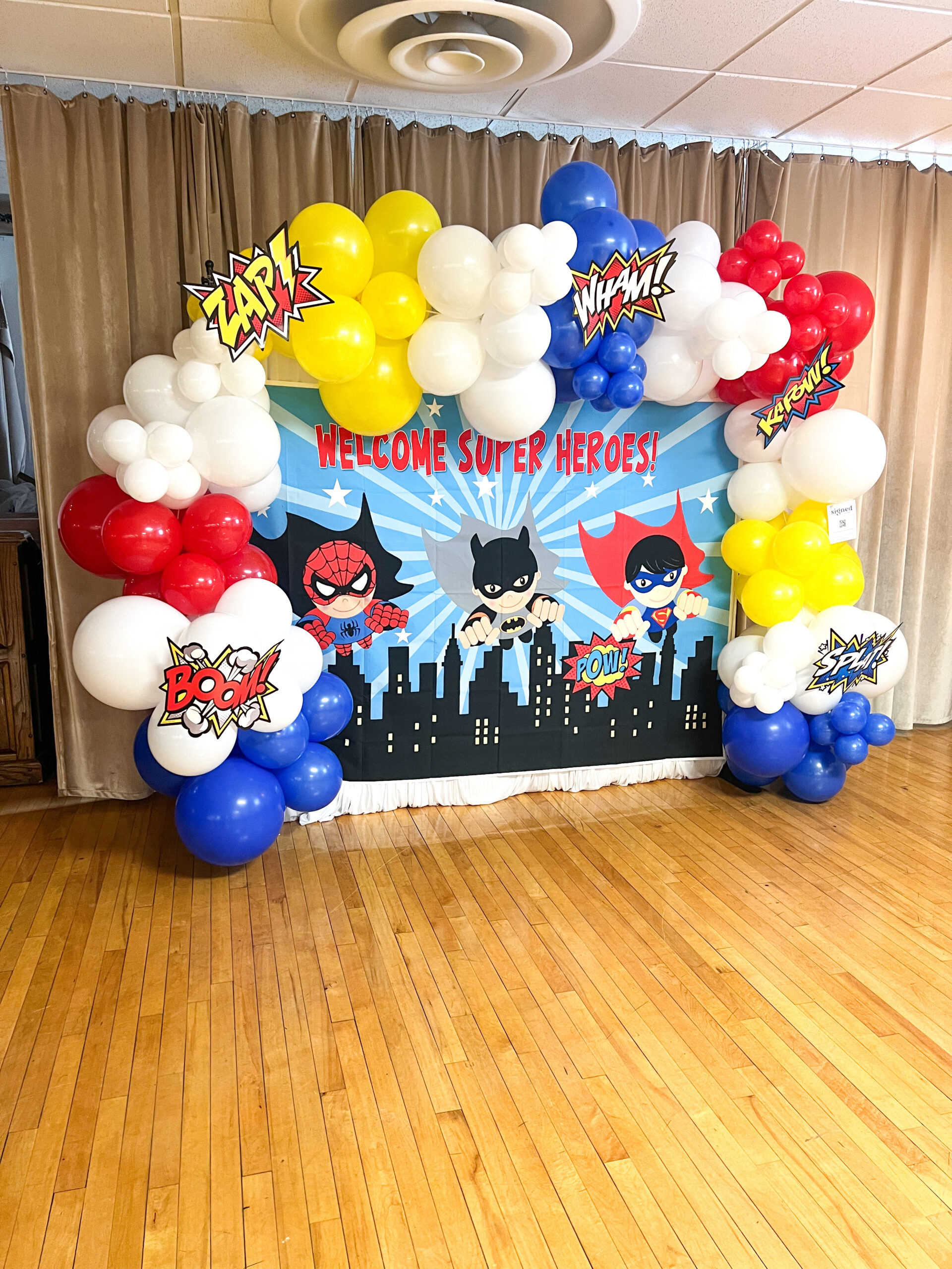 Custom Backdrop, 13ft Balloons, Specialty Props